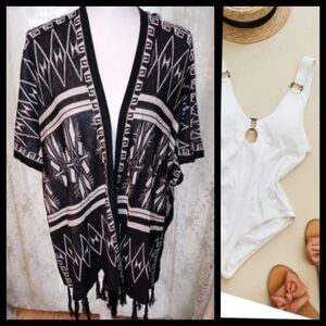 Poncho Black & White Tribal Fringe Knit Cardigan Sweater Cover Up•